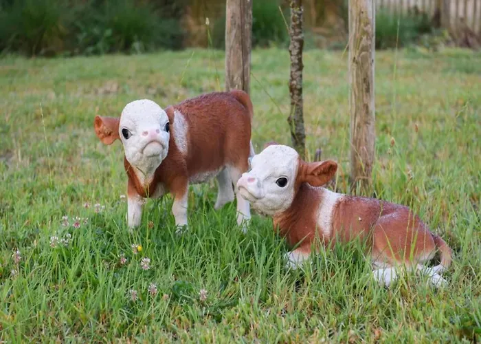 Apartment In Near Marina *